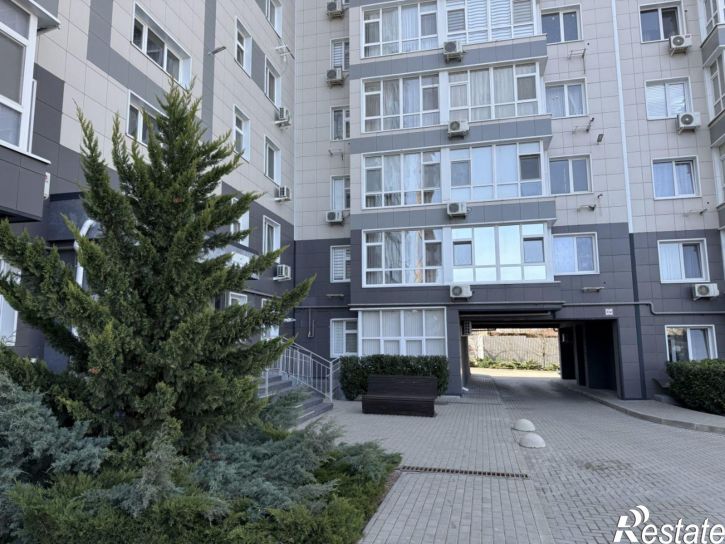2-комн квартира б-р Ленина, 12а,  д. 12а