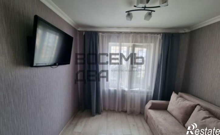 3-комн квартира улица 60 лет Октября, 24,  д. 24
