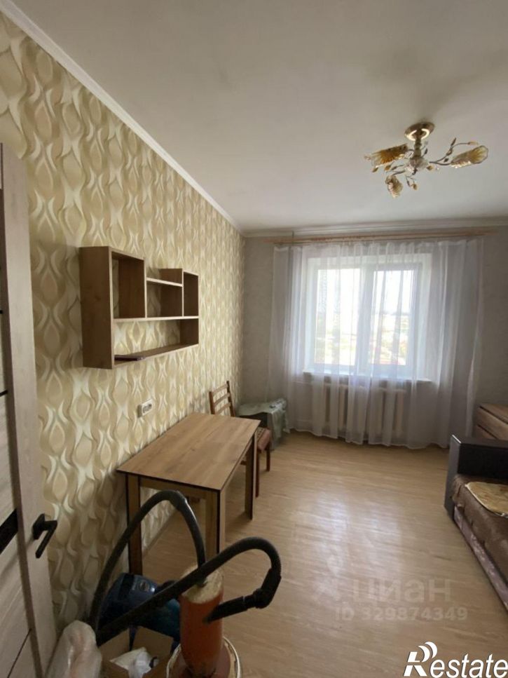 1-комн квартира ул 60 лет Октября, 13/64,  д. 13/64
