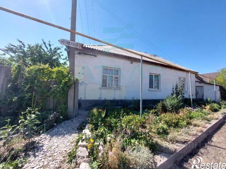 3-комн квартира улица Братьев Ивановых, 12Б,  д. 12Б
