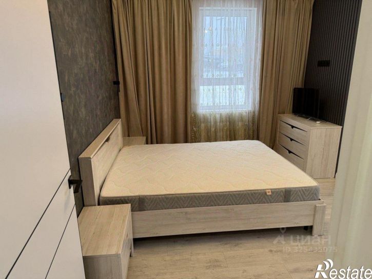 2-комн квартира Проспект Александра Суворова, 101,  д. 101