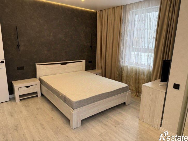 2-комн квартира Проспект Александра Суворова, 101,  д. 101