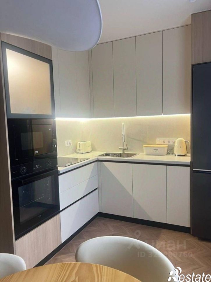 2-комн квартира Проспект Александра Суворова, 105,  д. 105