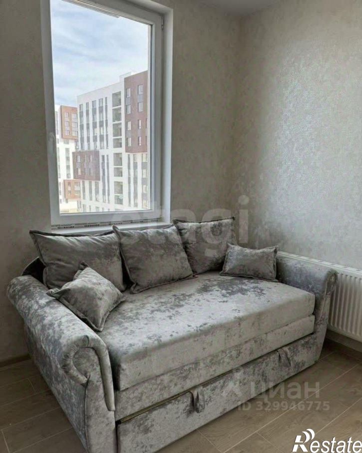 1-комн квартира пр-кт Александра Суворова, 97,  д. 97