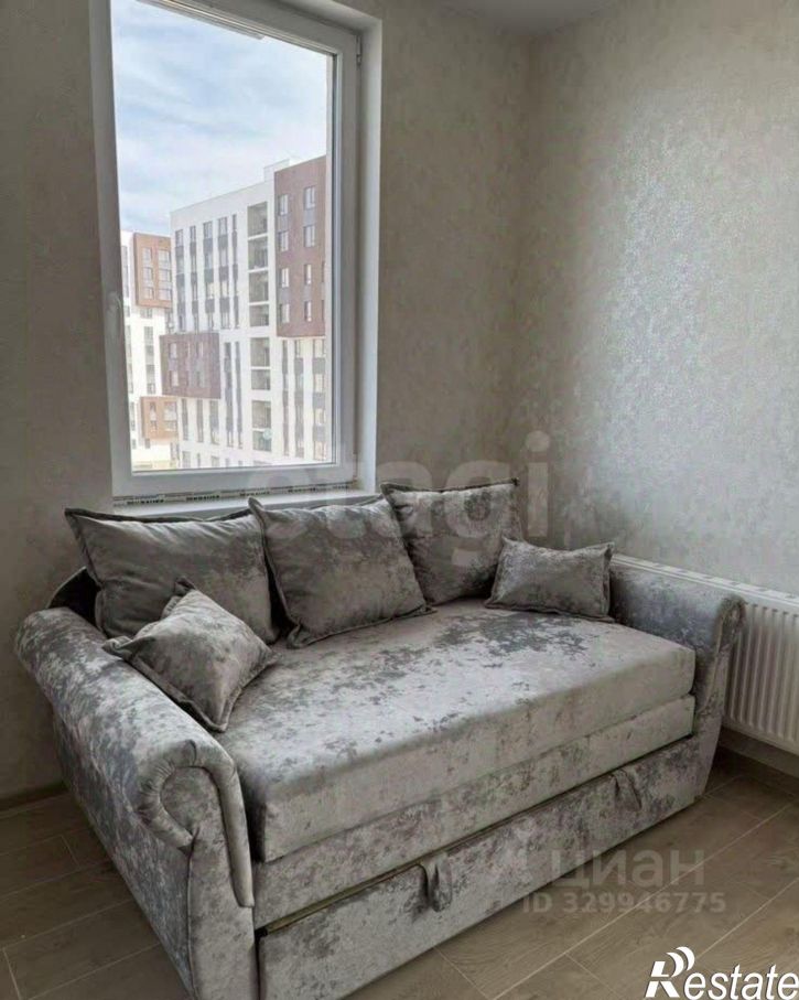1-комн квартира пр-кт Александра Суворова, 97,  д. 97