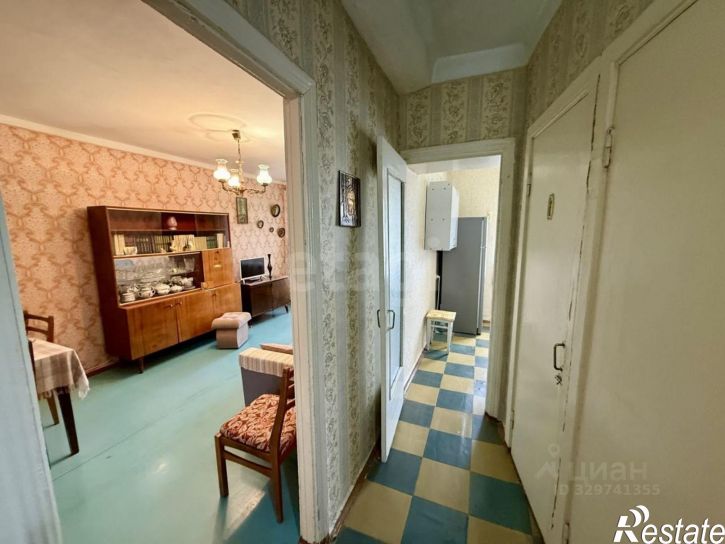 2-комн квартира улица 60 лет Октября, 17,  д. 17