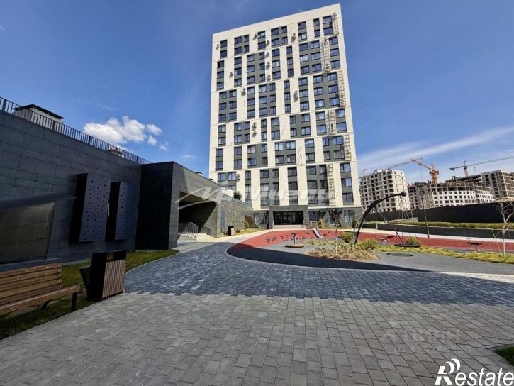 3-комн квартира Проспект Александра Суворова, 105,  д. 105