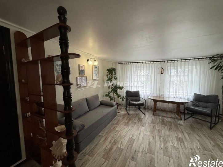 3-комн квартира улица Сергеева-Ценского, 40,  д. 40