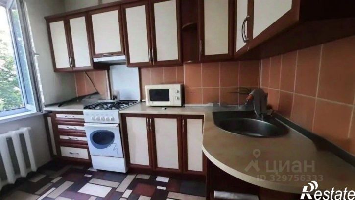2-комн квартира улица 1-й Конной Армии, 82,  д. 82