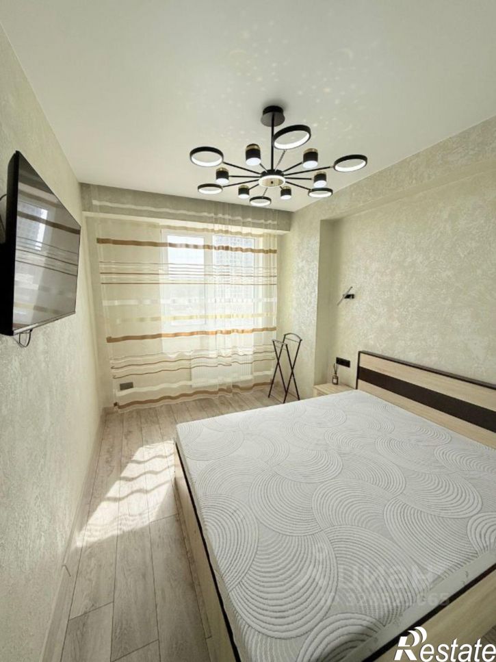 2-комн квартира улица 51-й Армии, 124,  д. 124