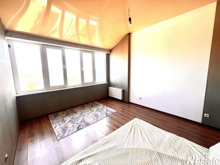 3-комн квартира улица Тренёва, 21,  д. 21