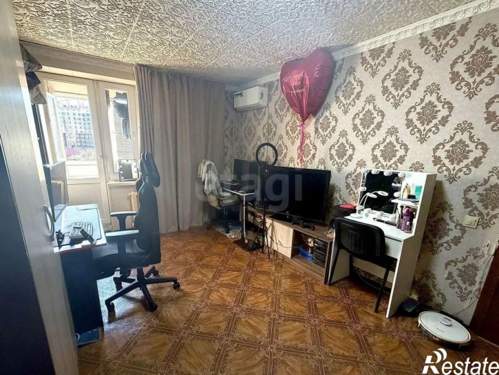 1-комн квартира улица Ларионова, 36Б,  д. 36Б