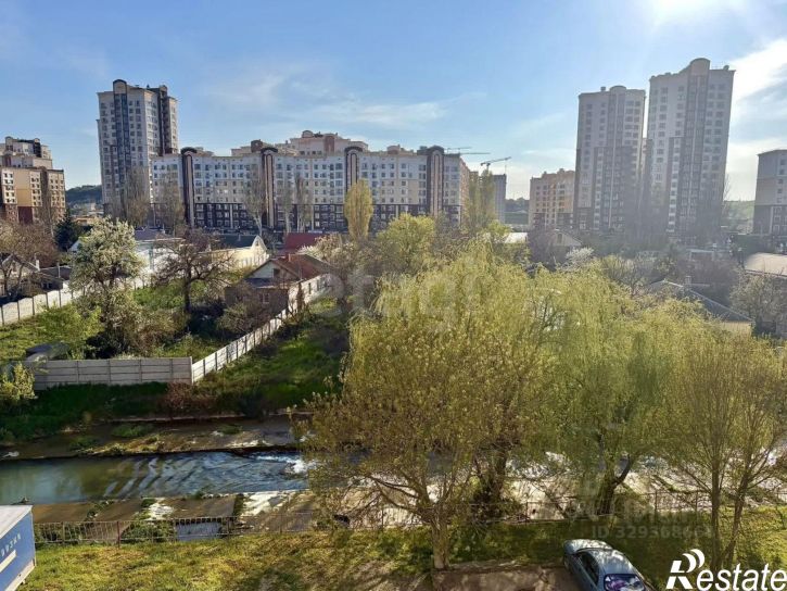 1-комн квартира улица Ларионова, 36Б,  д. 36Б