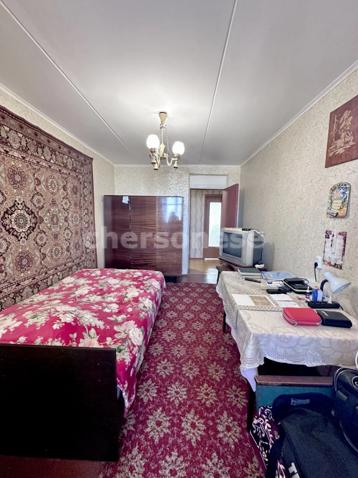 4-комн квартира 1-й Конной Армии улица, д.11