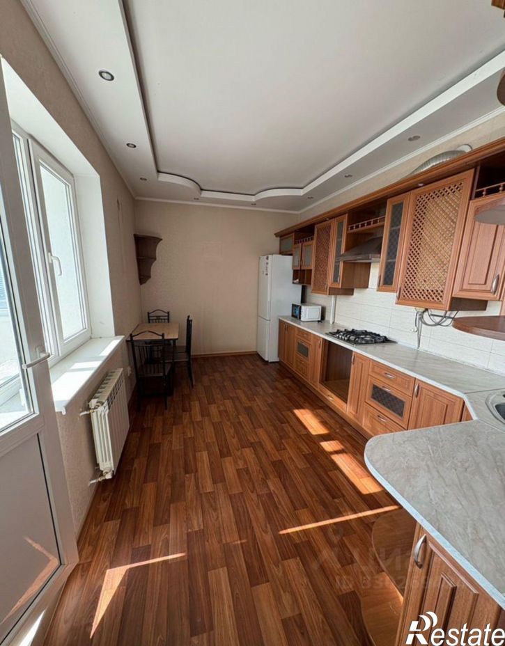3-комн квартира Болгарская улица, 20,  д. 20