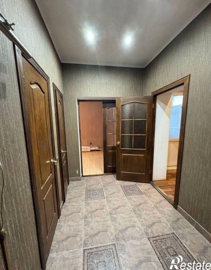 3-комн квартира Болгарская улица, 20,  д. 20