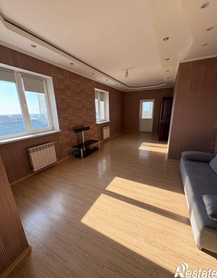 3-комн квартира Болгарская улица, 20,  д. 20