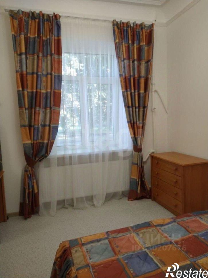 3-комн квартира улица Желябова, 26,  д. 26