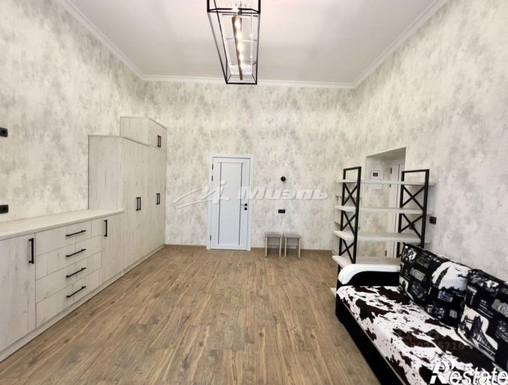 2-комн квартира ул Георгия Морозова, 8Г,  д. 8Г
