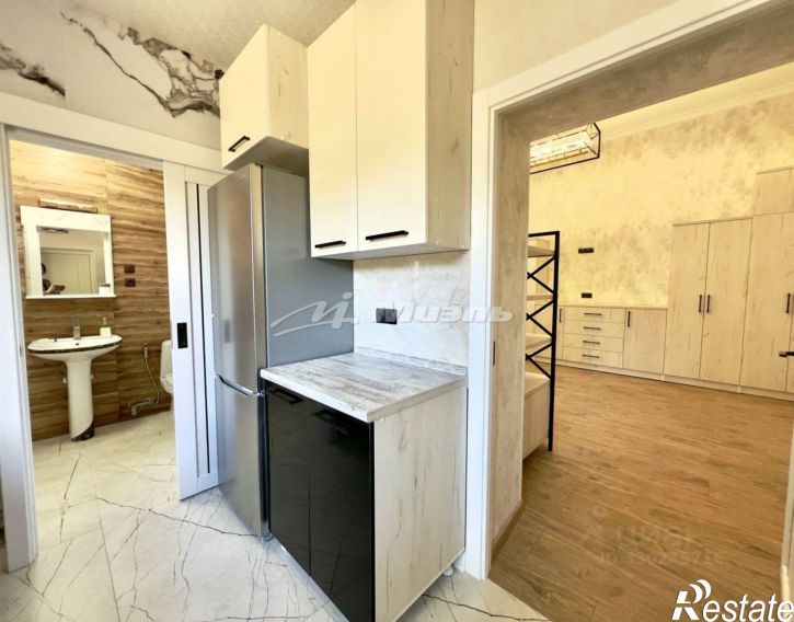 2-комн квартира ул Георгия Морозова, 8Г,  д. 8Г