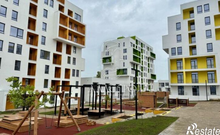 2-комн квартира улица Виталия Чуркина, 1к3