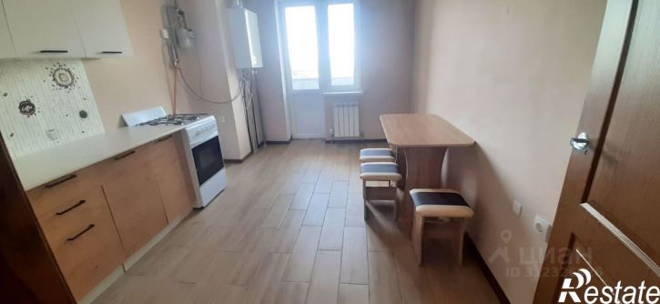 3-комн квартира Индустриальная улица, 28к1,  д. 28к1