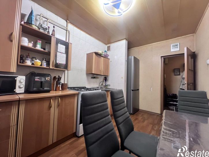 3-комн квартира улица 60 лет Октября, 21,  д. 21