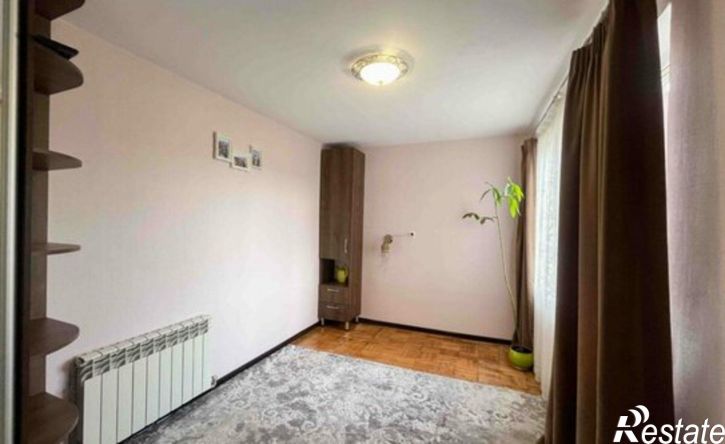 3-комн квартира улица Молодых Подпольщиков, 85,  д. 85