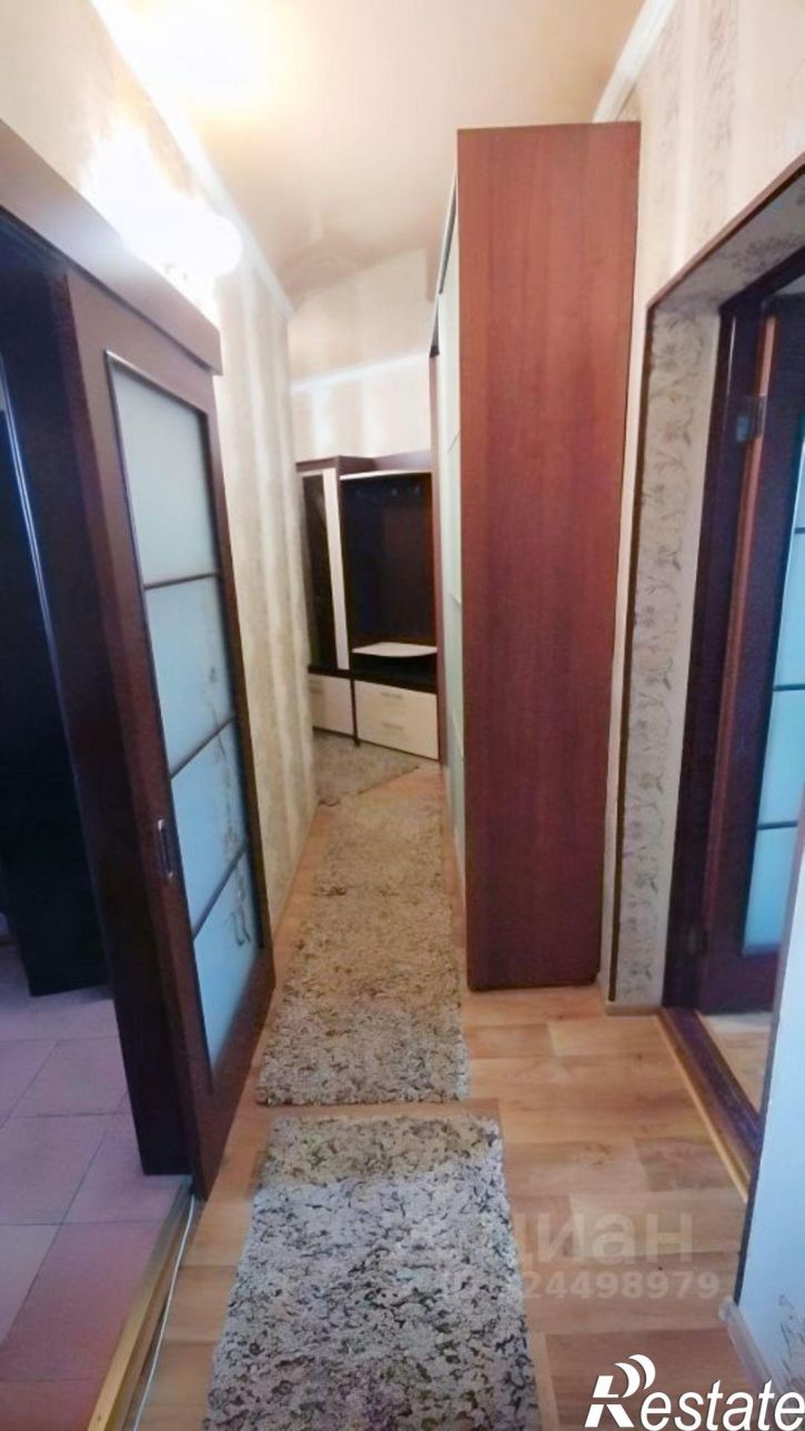 3-комн квартира улица Крылова, 1,  д. 1