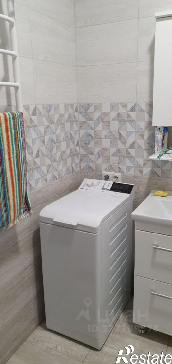 2-комн квартира улица Никанорова, 4Е,  д. 4Е