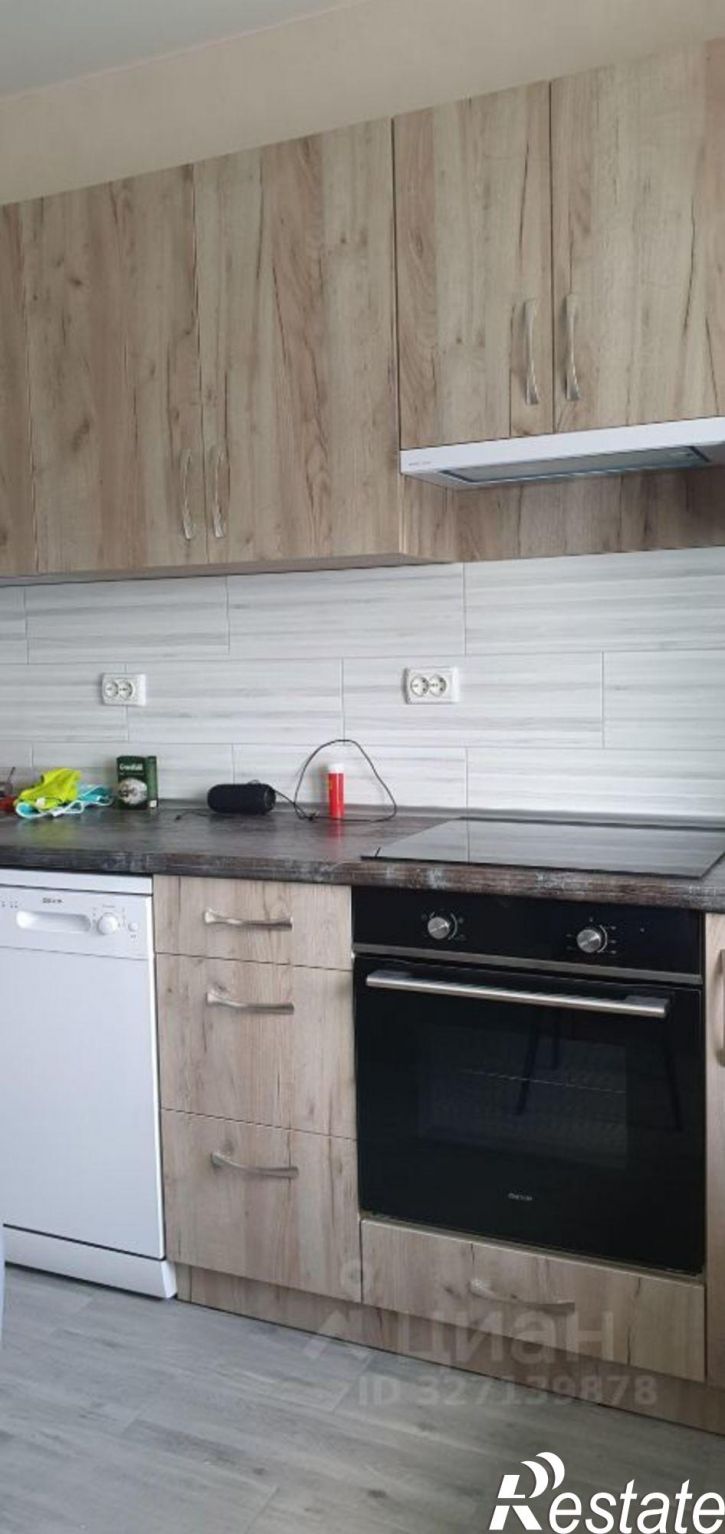 2-комн квартира улица Никанорова, 4Е,  д. 4Е