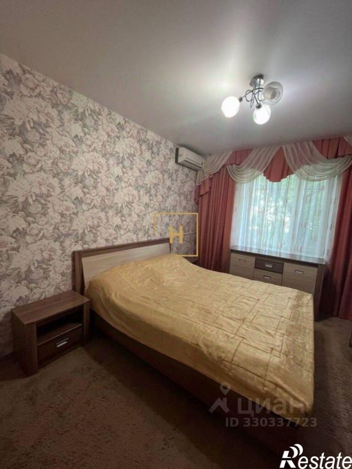 4-комн квартира проспект Победы, 76,  д. 76