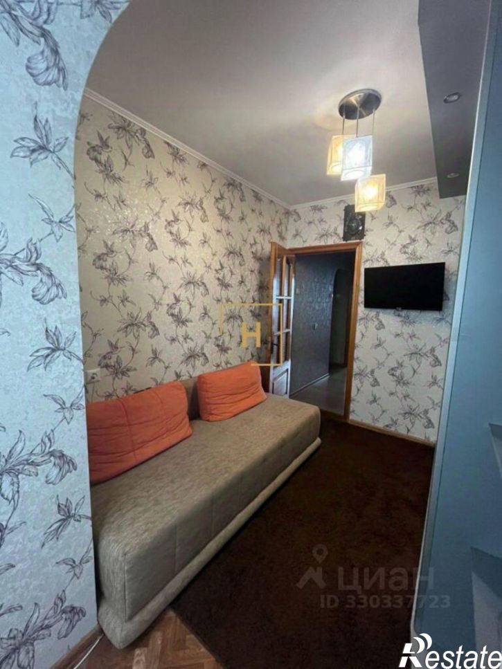 4-комн квартира проспект Победы, 76,  д. 76