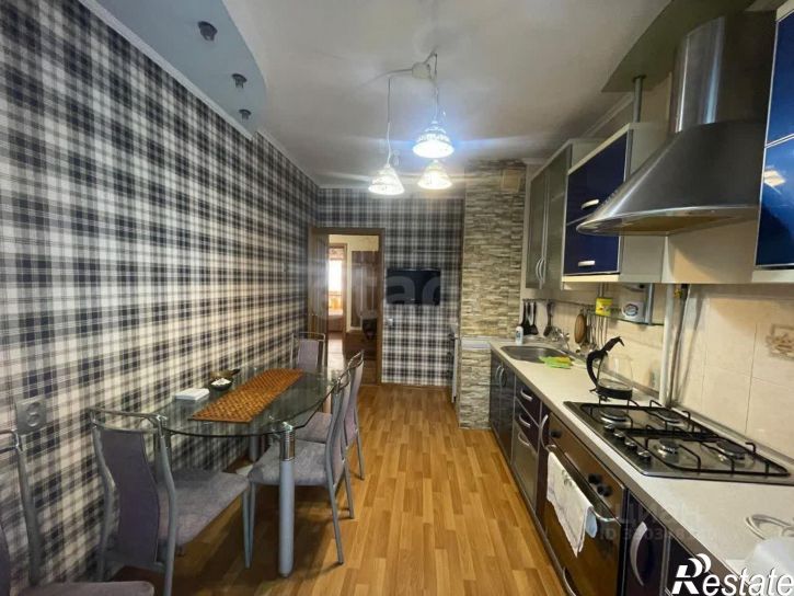 3-комн квартира улица Героев Сталинграда, 1,  д. 1