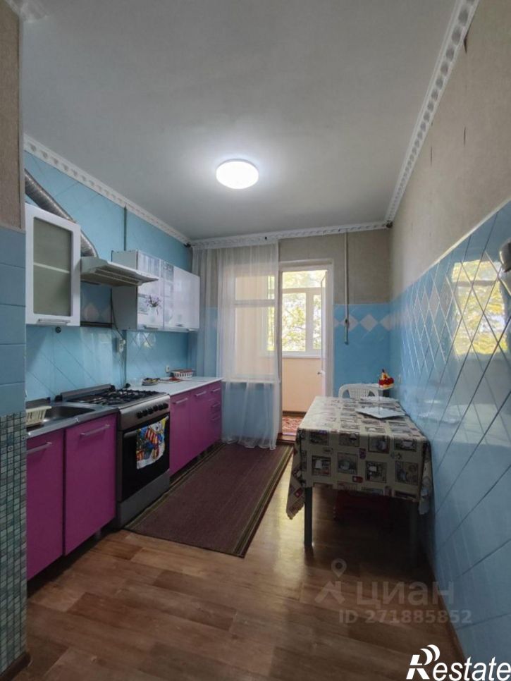 3-комн квартира ул 1 Конной Армии, 76,  д. 76