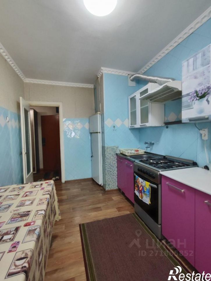 3-комн квартира ул 1 Конной Армии, 76,  д. 76