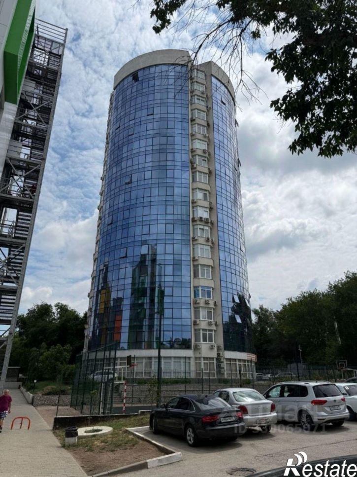 3-комн квартира ул Беспалова, 110в,  д. 110в