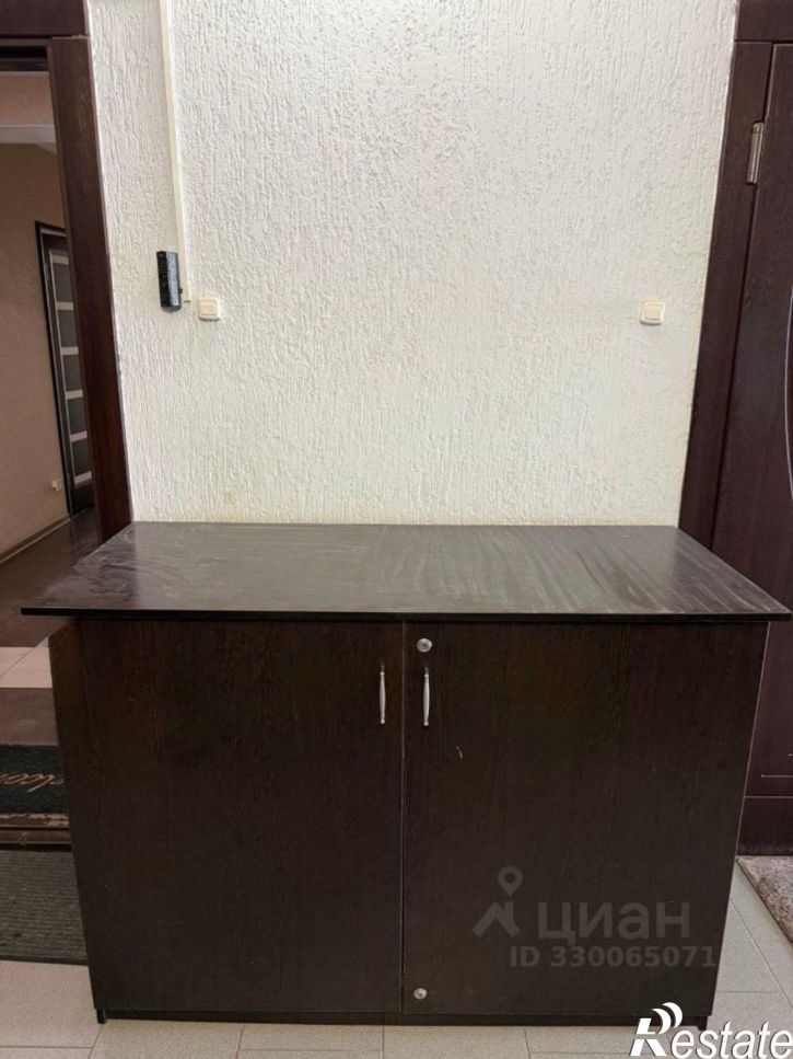 3-комн квартира ул Беспалова, 110в,  д. 110в