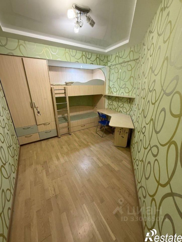 3-комн квартира ул Беспалова, 110в,  д. 110в