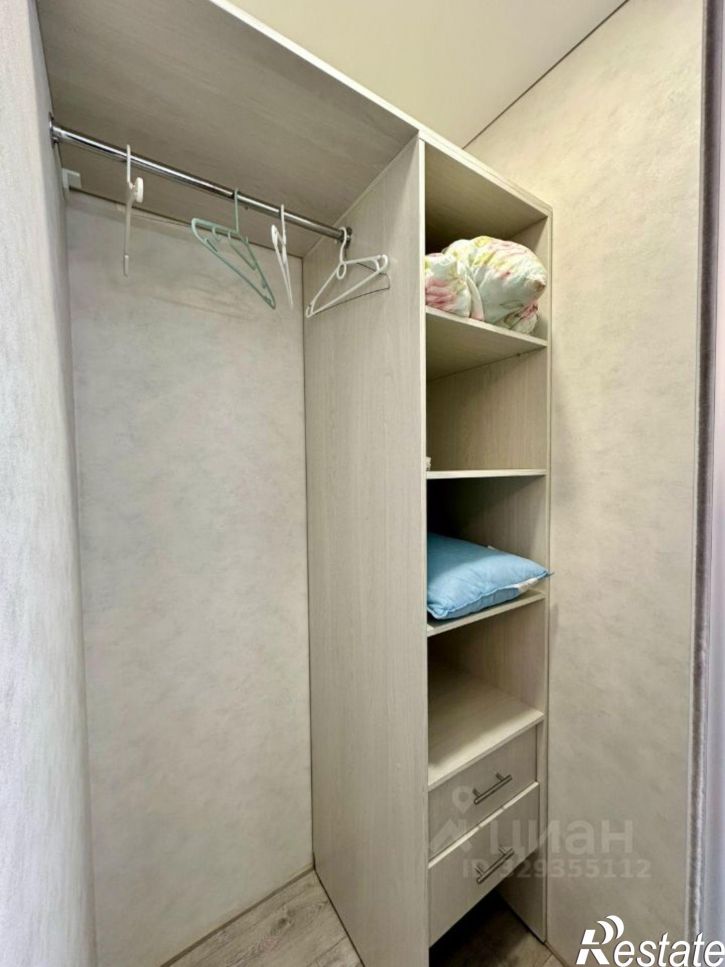 2-комн квартира Проспект Александра Суворова, 101,  д. 101