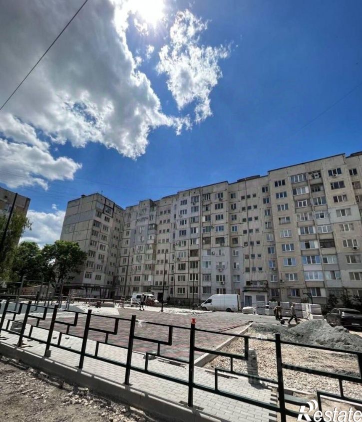 3-комн квартира улица 60 лет Октября, 13,  д. 13