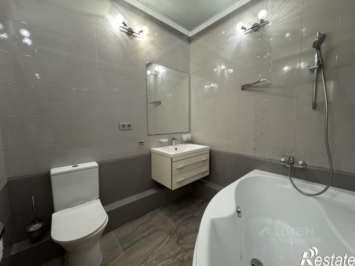 2-комн квартира ул Крылова, 36,  д. 36