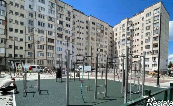 3-комн квартира ул 60 лет Октября, 13/64,  д. 13/64