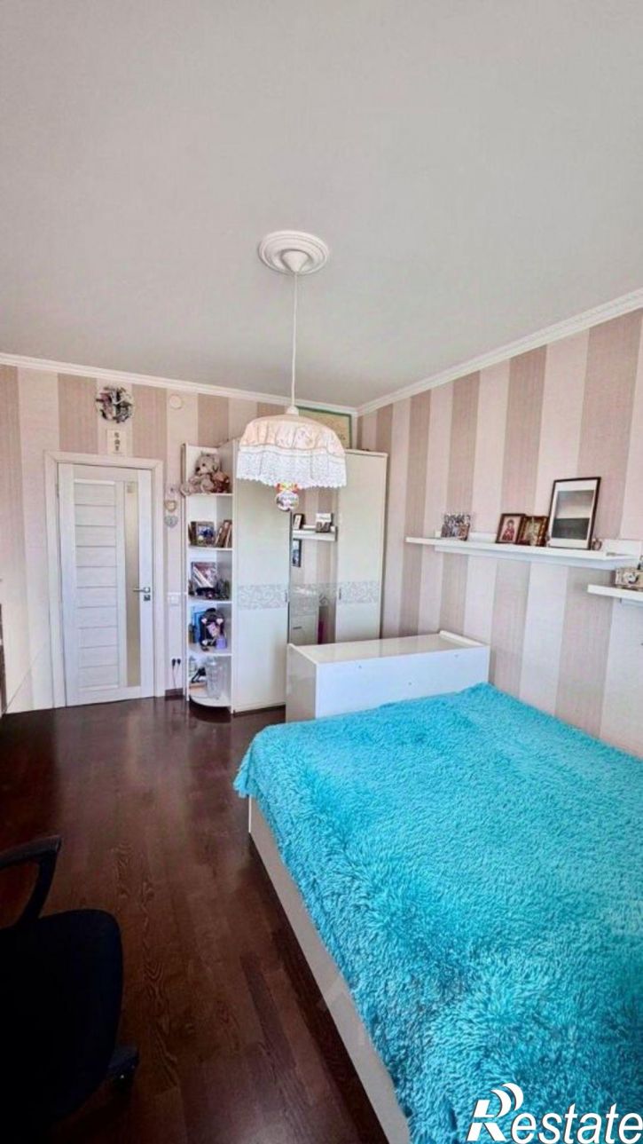 2-комн квартира улица Нестерова, 48,  д. 48