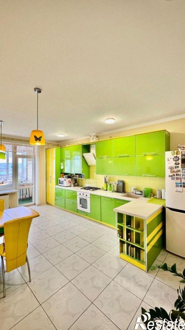 2-комн квартира улица Нестерова, 48,  д. 48