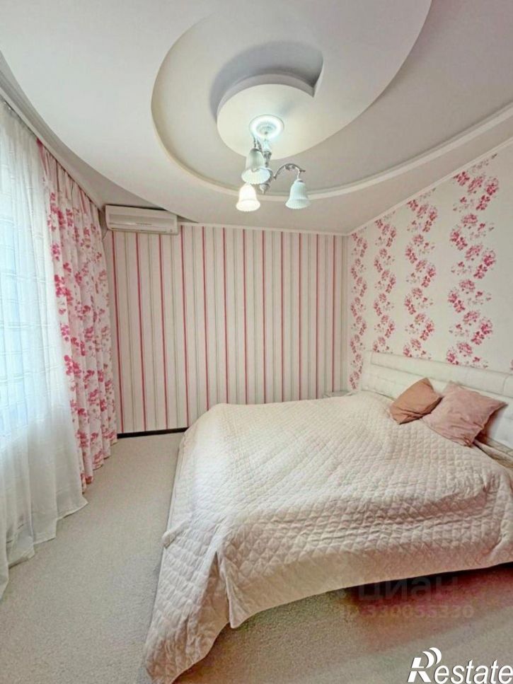 3-комн квартира улица Крылова, 60,  д. 60
