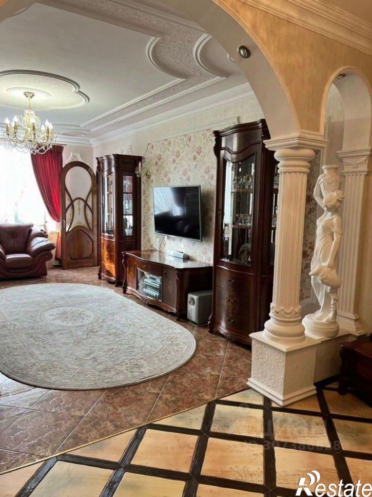 4-комн квартира ул Гурзуфская, 8,  д. 8