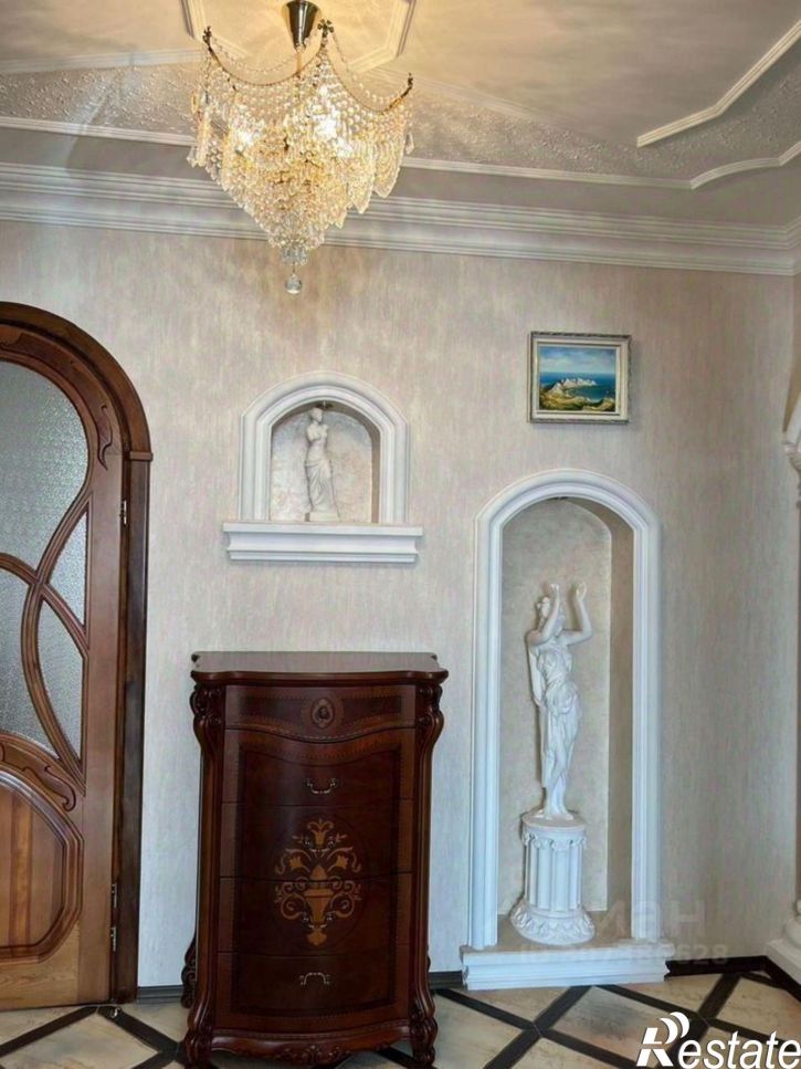 4-комн квартира ул Гурзуфская, 8,  д. 8