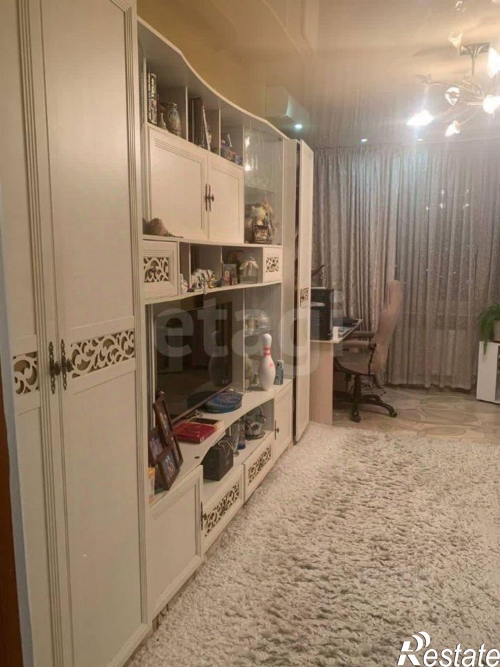 3-комн квартира пр-кт Победы, 336,  д. 336