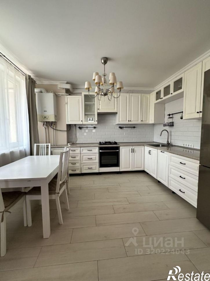 3-комн квартира улица Гаспринского, 9А,  д. 9А